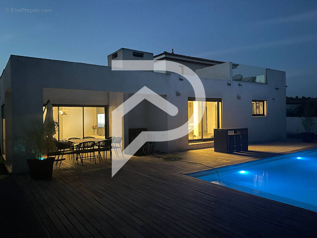 Maison à CORNEILHAN