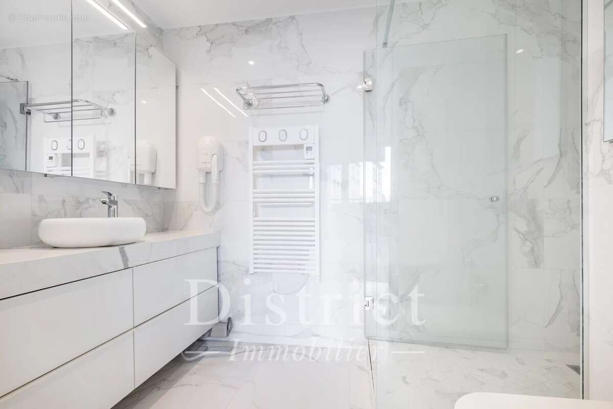 Appartement à PARIS-4E