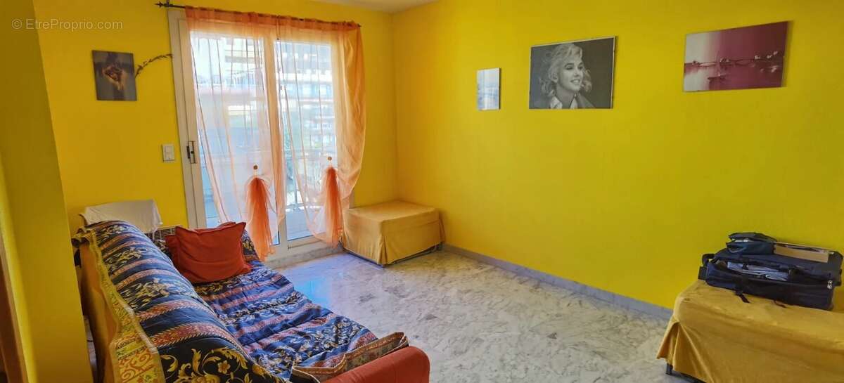Appartement à MENTON