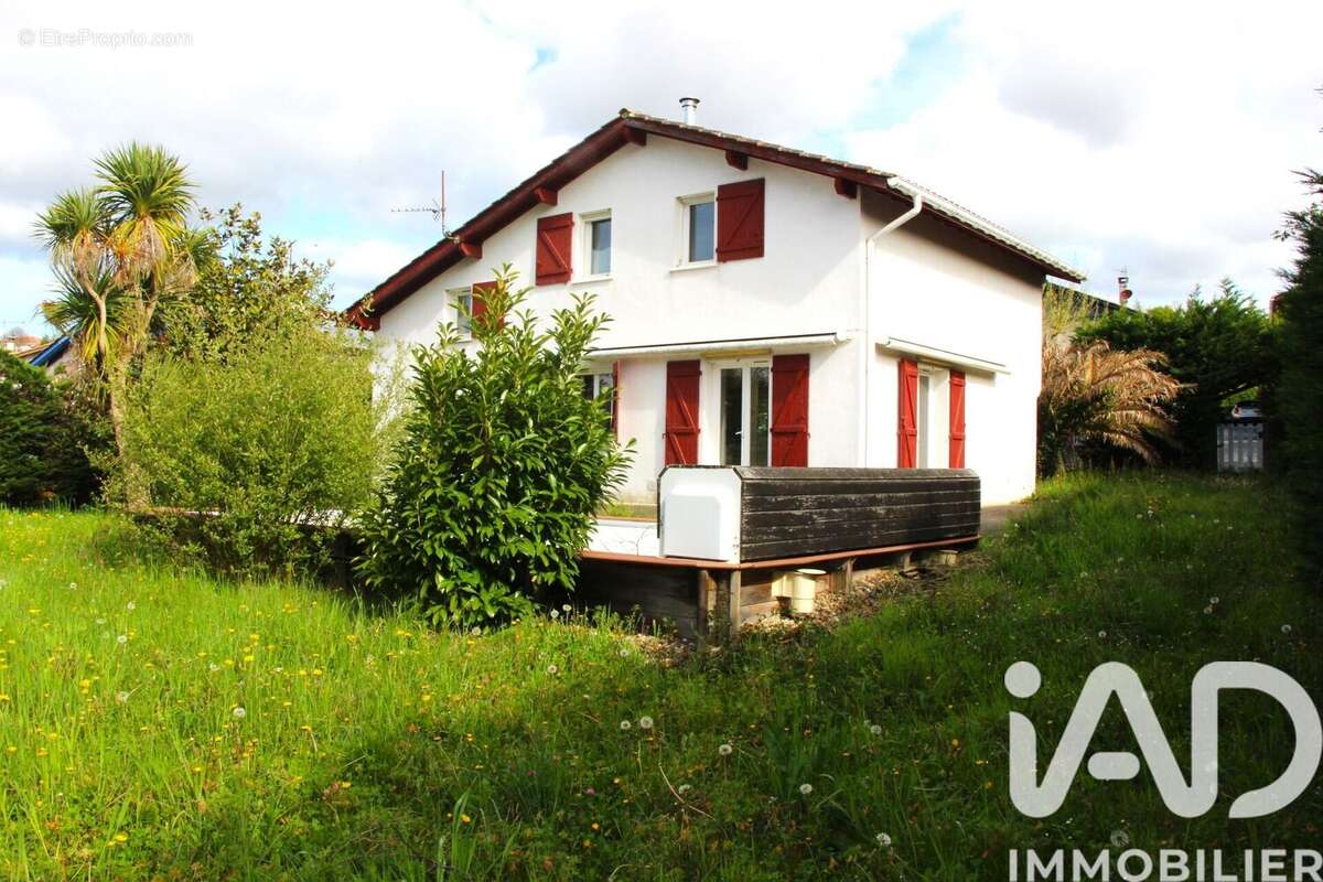 Photo 3 - Maison à URCUIT