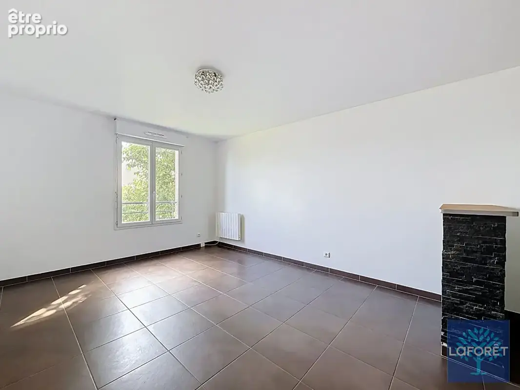 Appartement Vigneux Sur Seine 2 pièces + 3 places de parking - photo 2