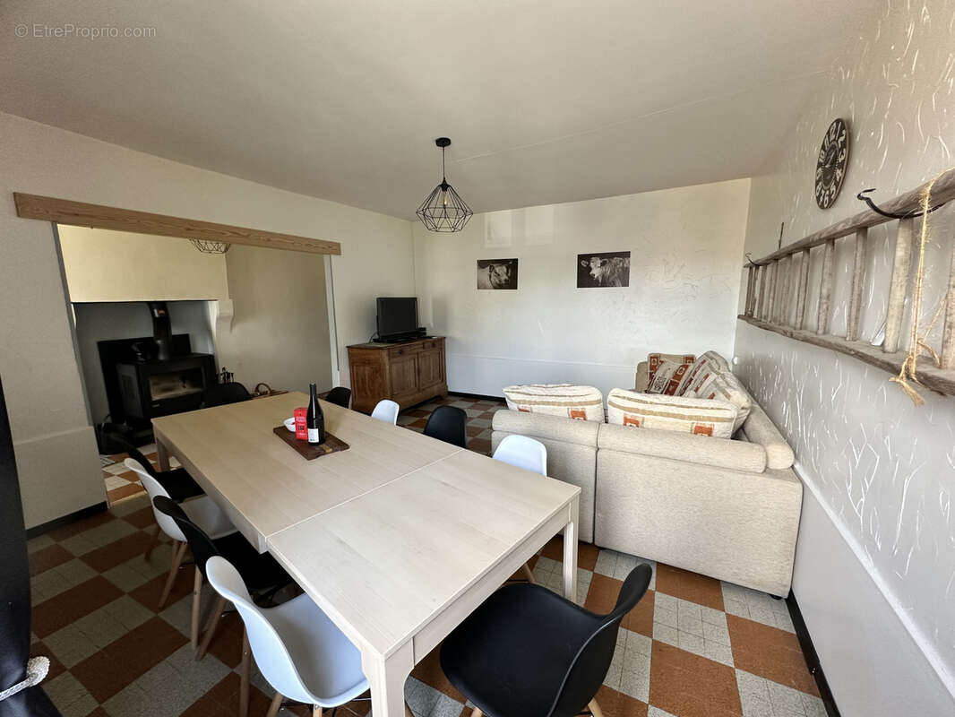 Maison à CHAILLAC