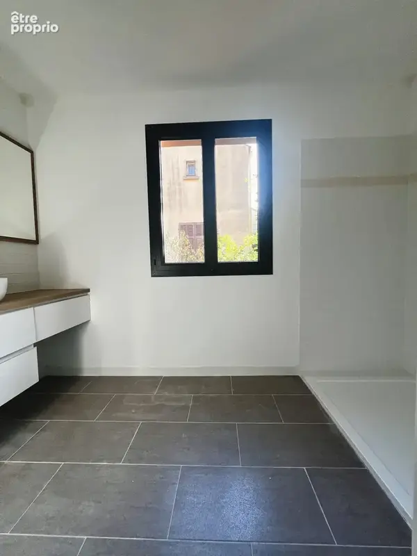 Superbe maison NEUVE de 170m2 -  5 chambres -  Ravissant jardin avec PISCINE - FRAIS NOTAIRES REDUITS. - photo 11
