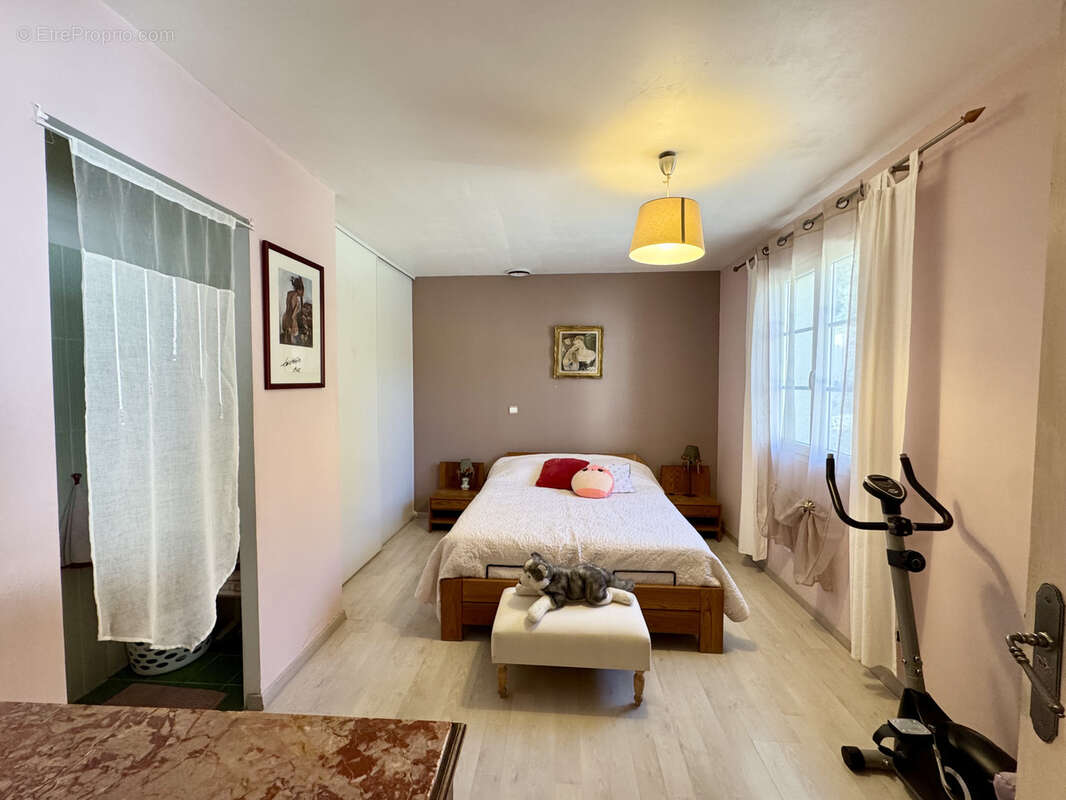 Maison à LA MOTTE-D'AIGUES