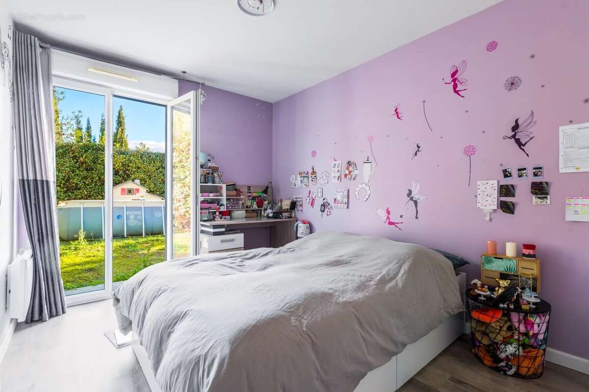 Appartement à SAINT-LAURENT-DU-VAR