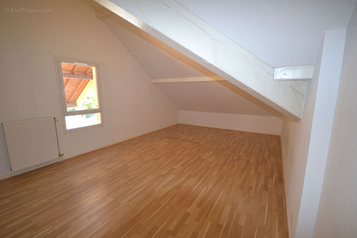 SAINT JORIOZ - T5 duplex à vendre - photo 7