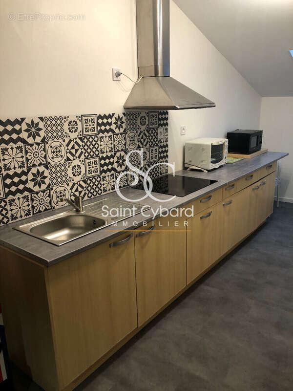 Maison à ROULLET-SAINT-ESTEPHE