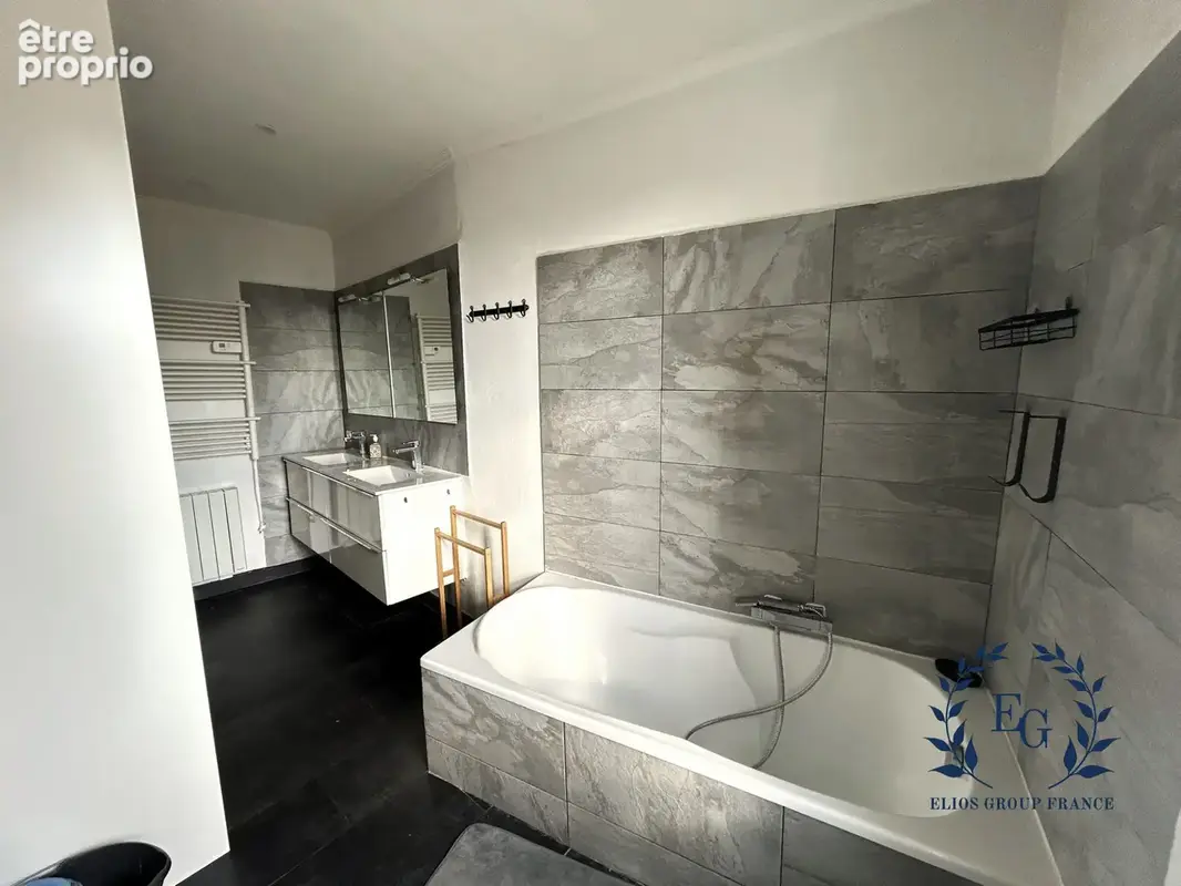 Maison 7 pièces 174 m² à vendre à Pourrieres (83910) - photo 7
