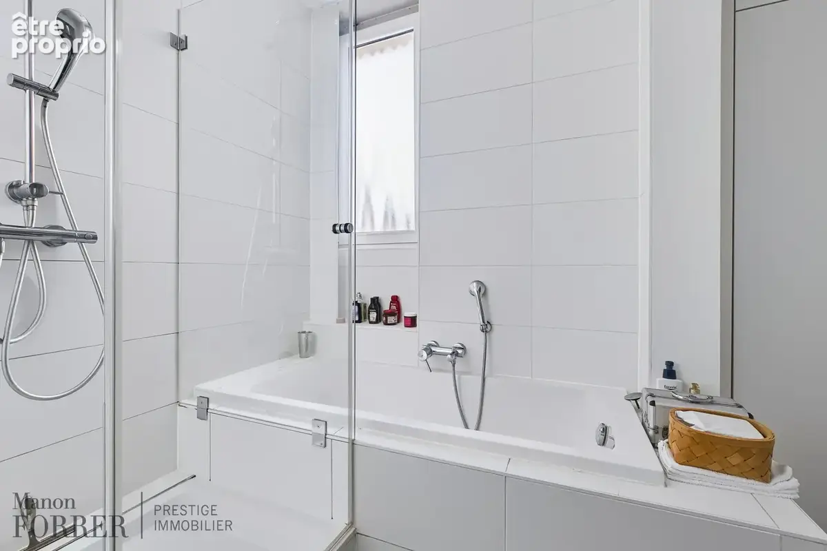 À VENDRE ! Appartement 5 pièces situé dans un immeuble en pierre de taille   135,86 m2 - photo 12