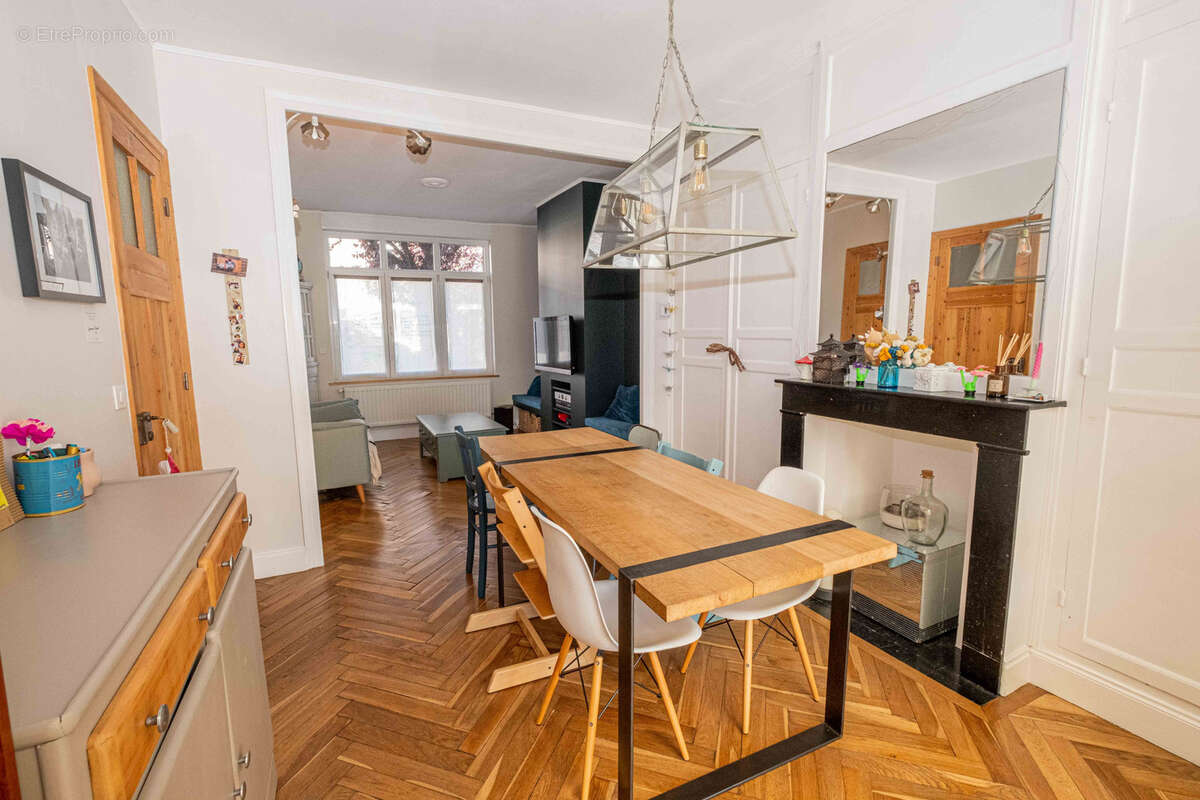 Maison à LA MADELEINE