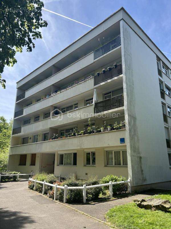 Appartement à YERRES