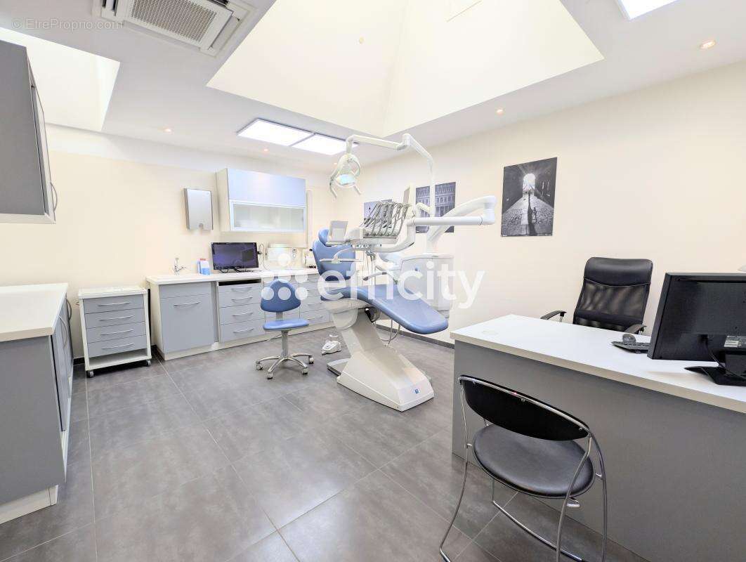 Commerce à MAISONS-ALFORT