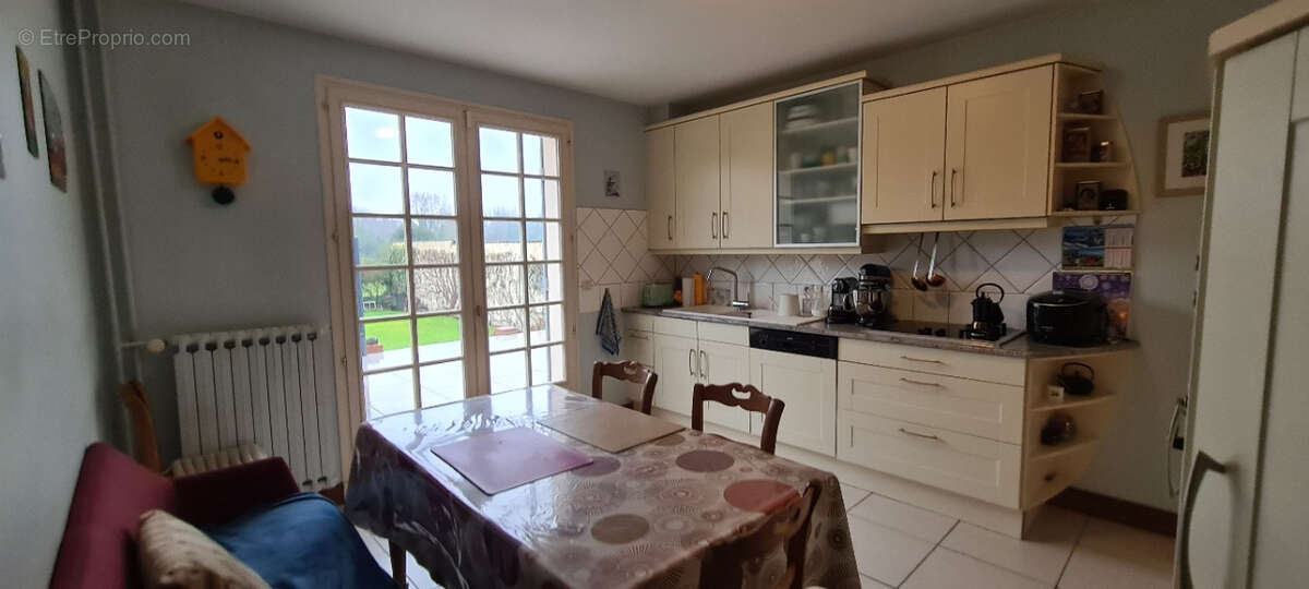 Maison à PONTS-ET-MARAIS