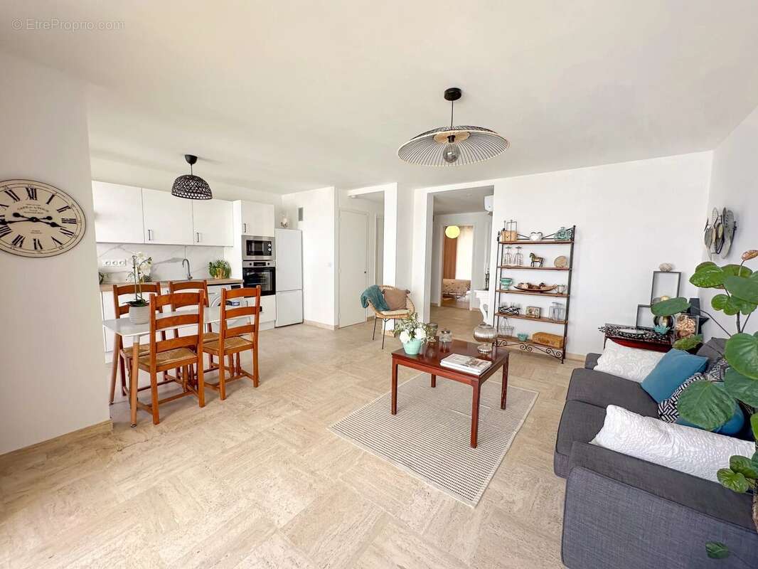 Appartement à LE CANNET