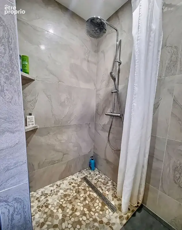 Maison de 5 pièces 197m² à vendre à SURY LE COMTAL - photo 14