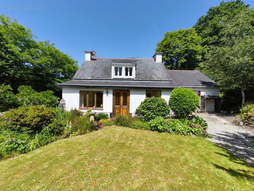 Maison à SAINTE-BRIGITTE