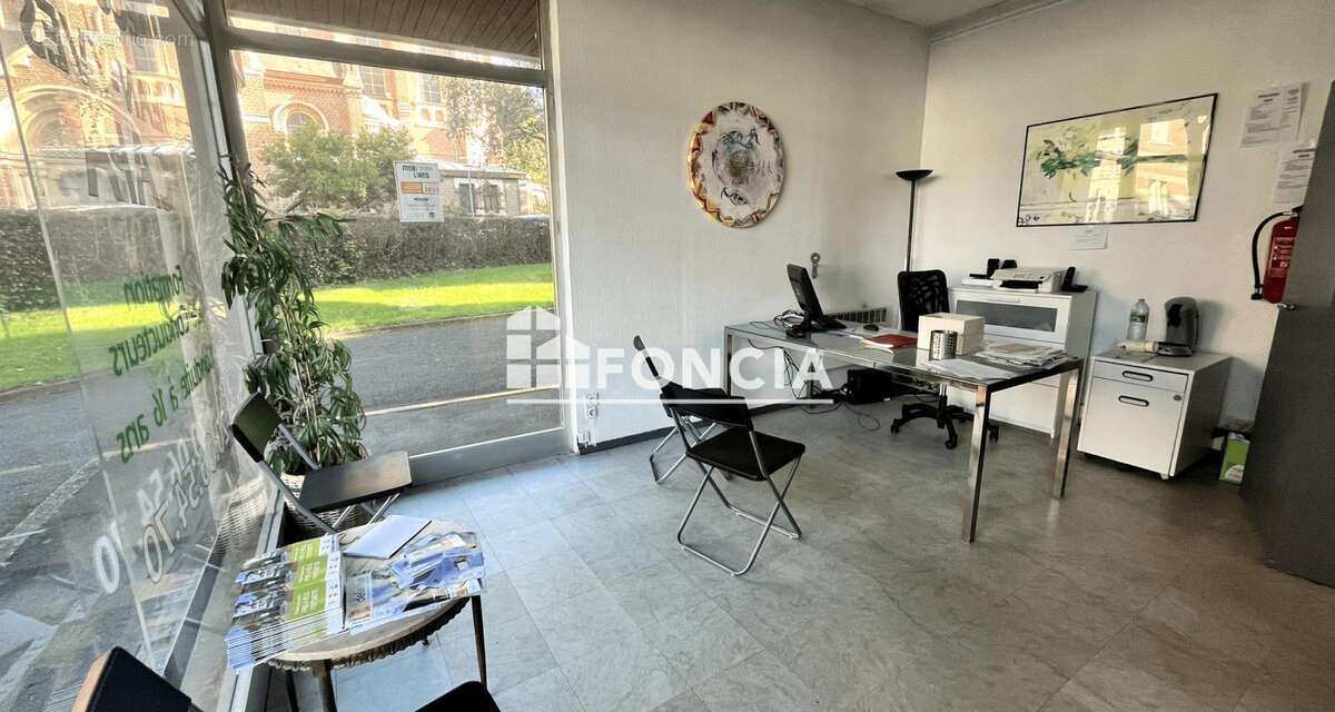 Commerce à LA MADELEINE