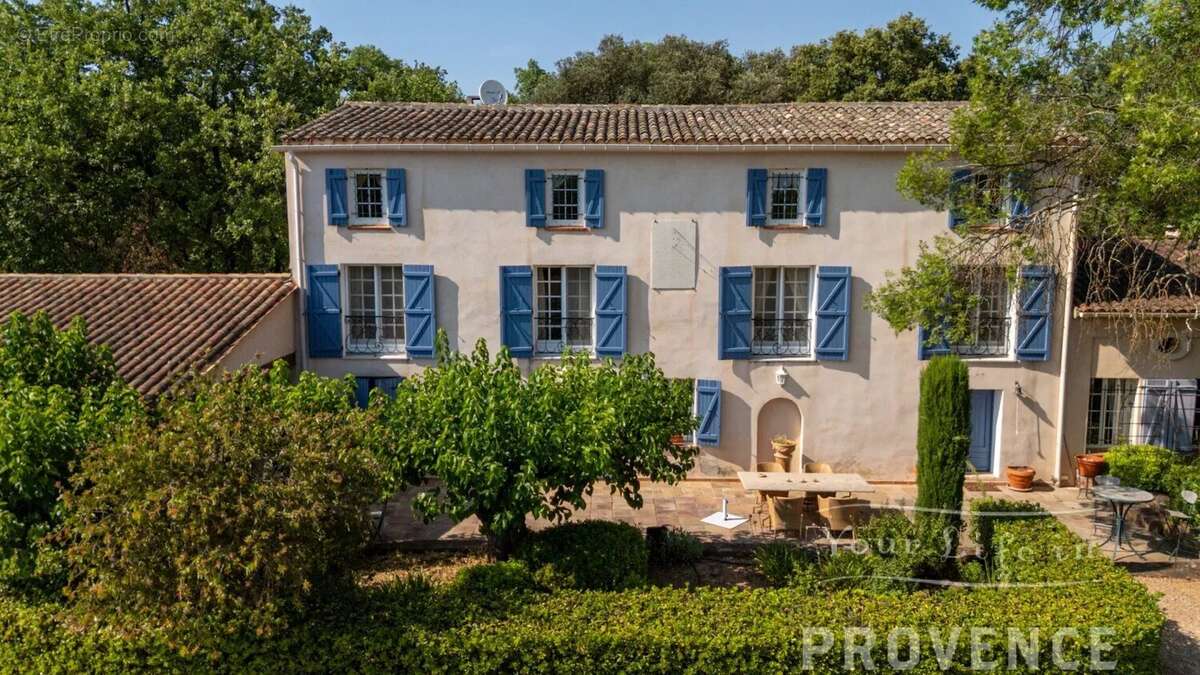 Maison à LE CANNET-DES-MAURES