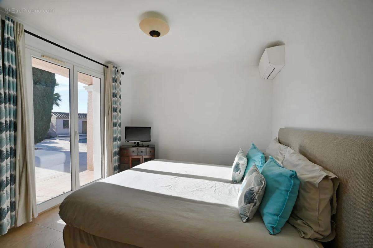 Maison à SAINT-GILLES