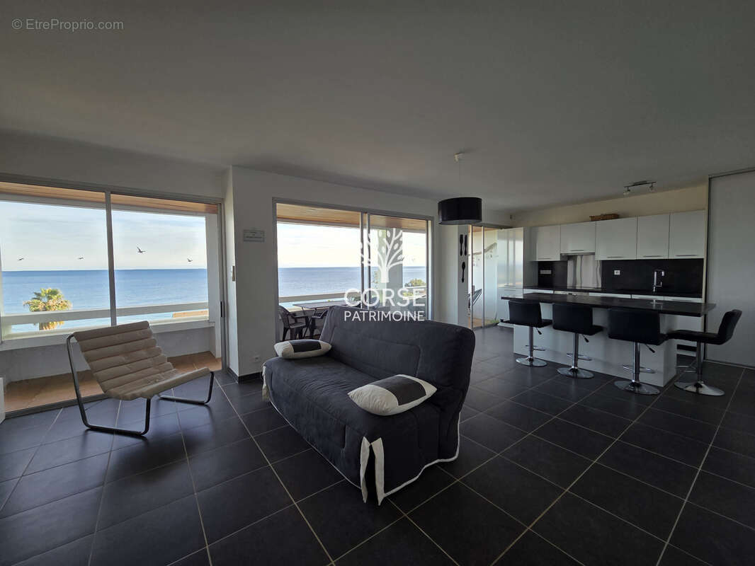 Appartement à SARI-SOLENZARA