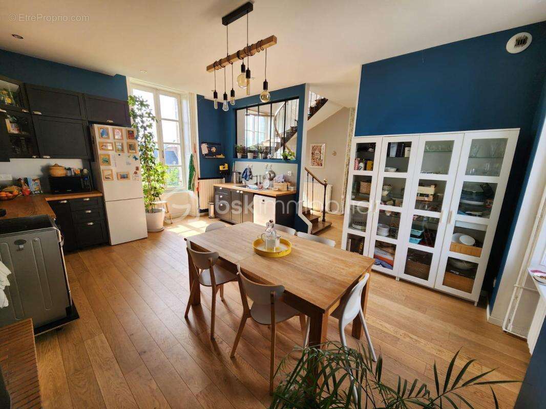 En Exclusivité, Maison de ville de 144m2 5 chambres - photo 4