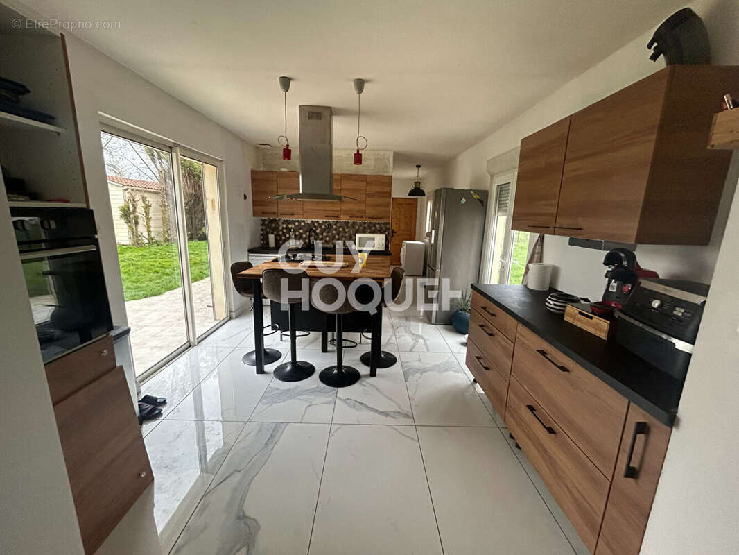 Maison à SAINT-OMER-CAPELLE