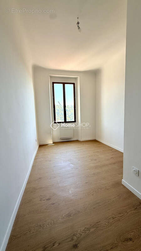 Appartement 60 m² à Les Pennes-Mirabeau  - photo 4