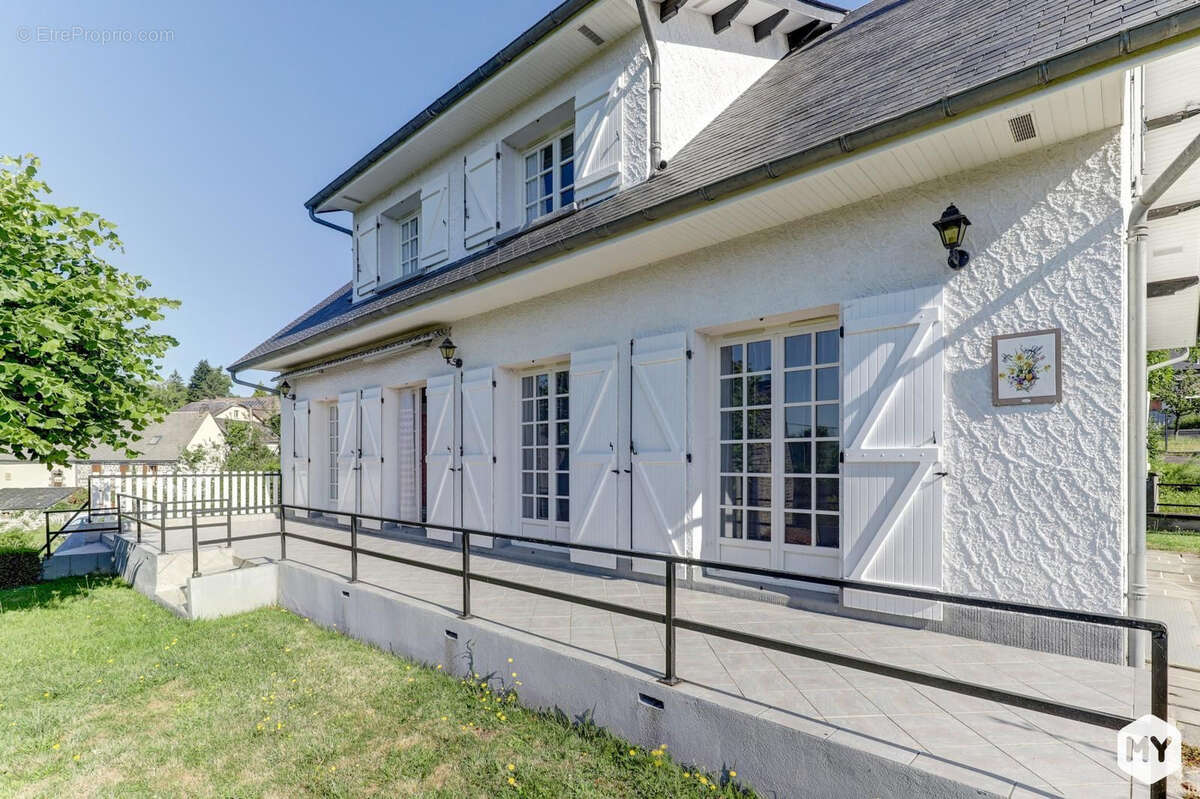 Maison à MAZAYE