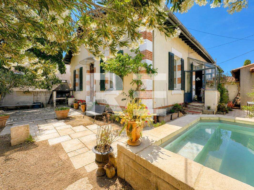 Maison à NIMES