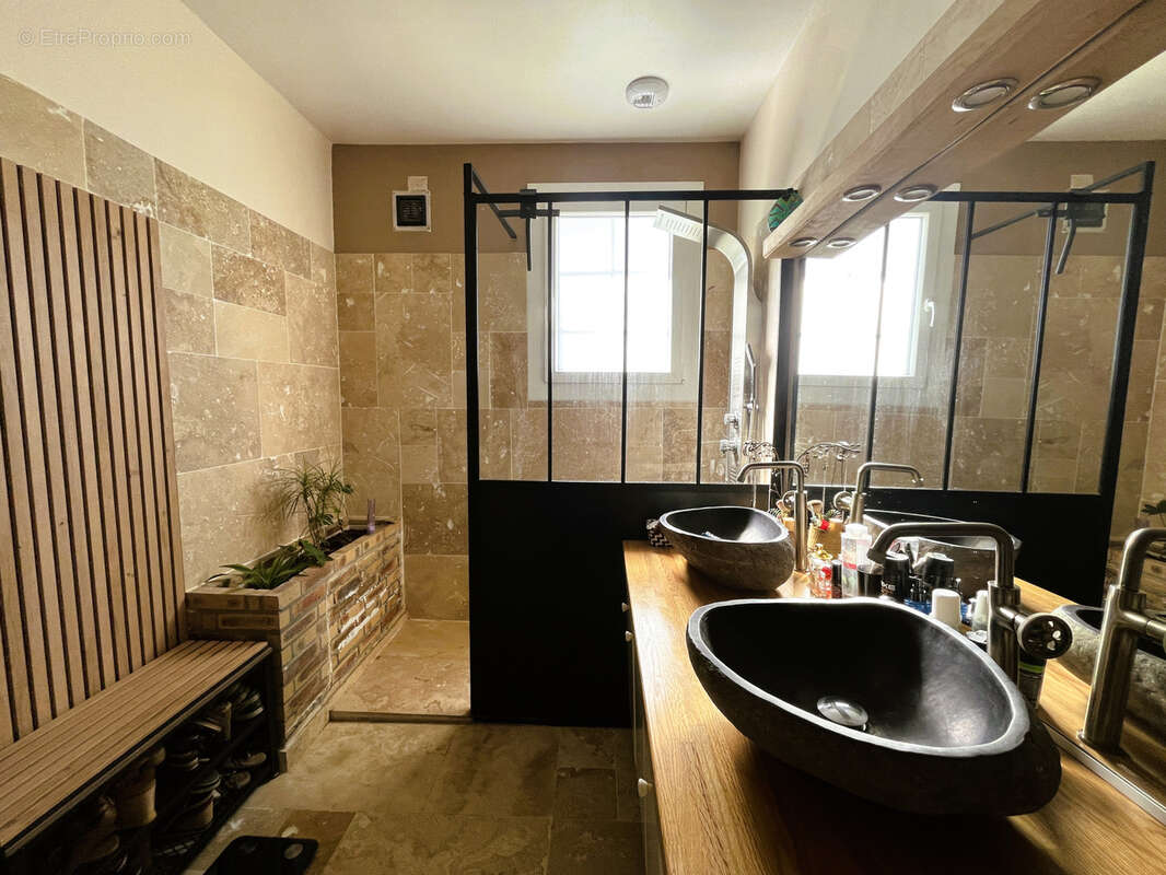 Maison à SAINT-PREST