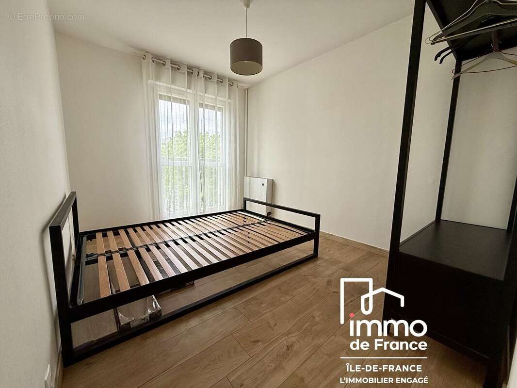 Appartement à SACLAS