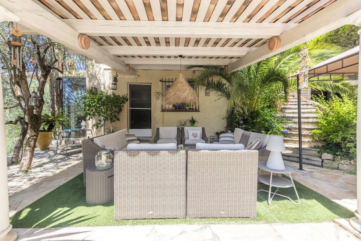 Maison 202 m² à Nice  - photo 8