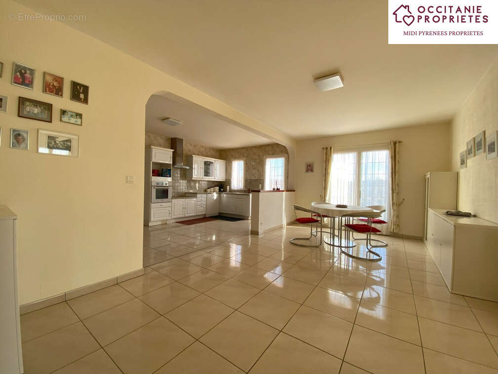 Maison à FRONTIGNAN-SAVES