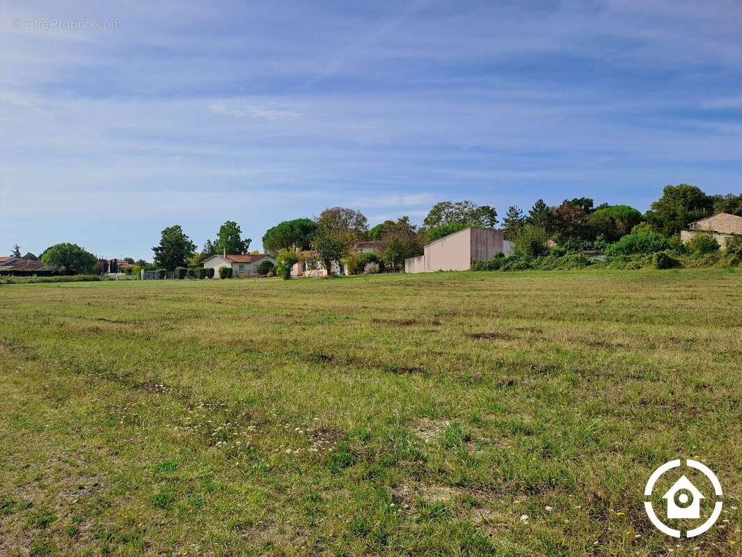Terrain à ARS