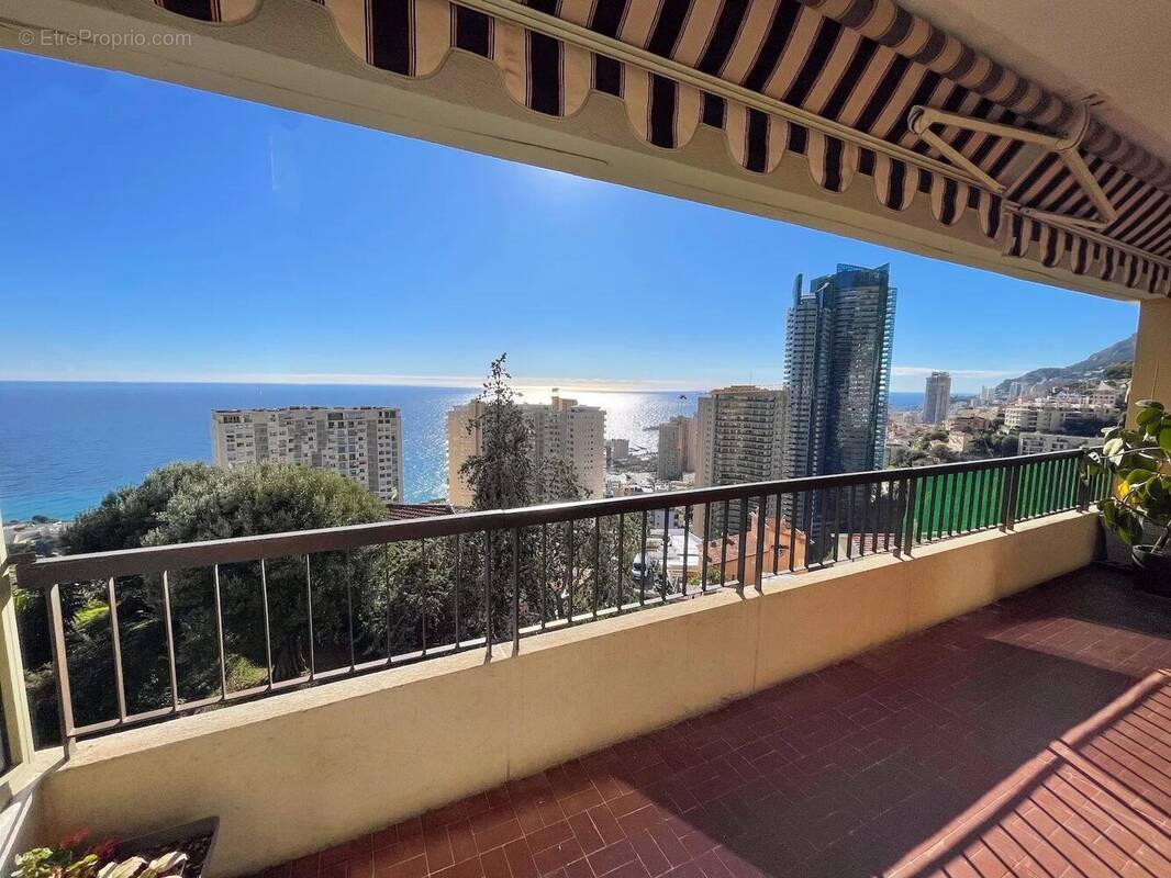 Appartement à BEAUSOLEIL