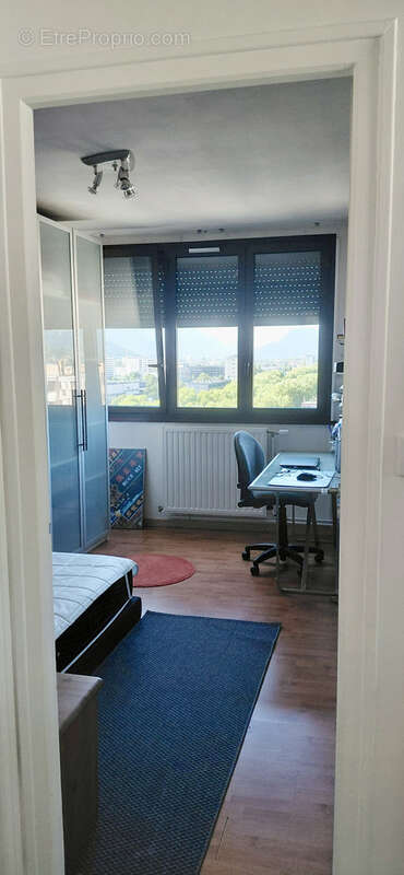 Appartement à ECHIROLLES