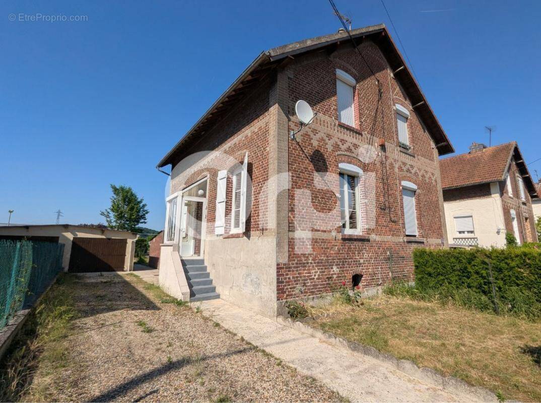 Maison à TROSLY-BREUIL