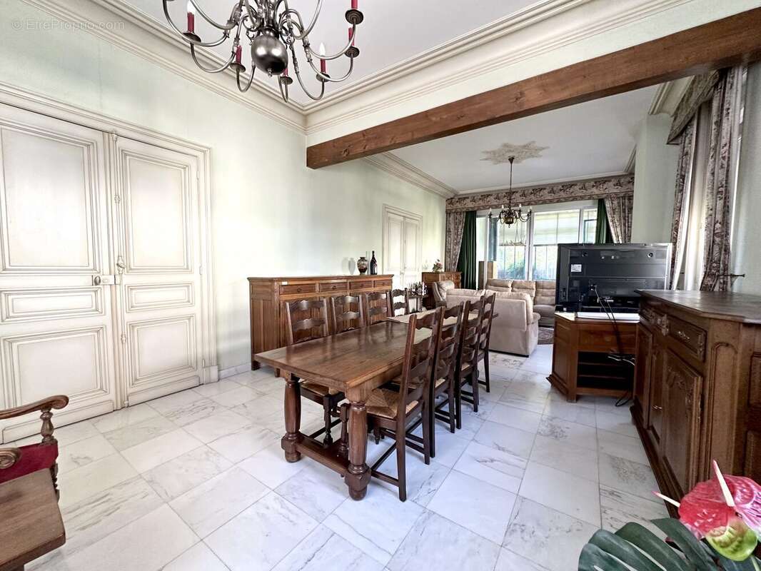 Maison 256 m² à Landrecies  - photo 3