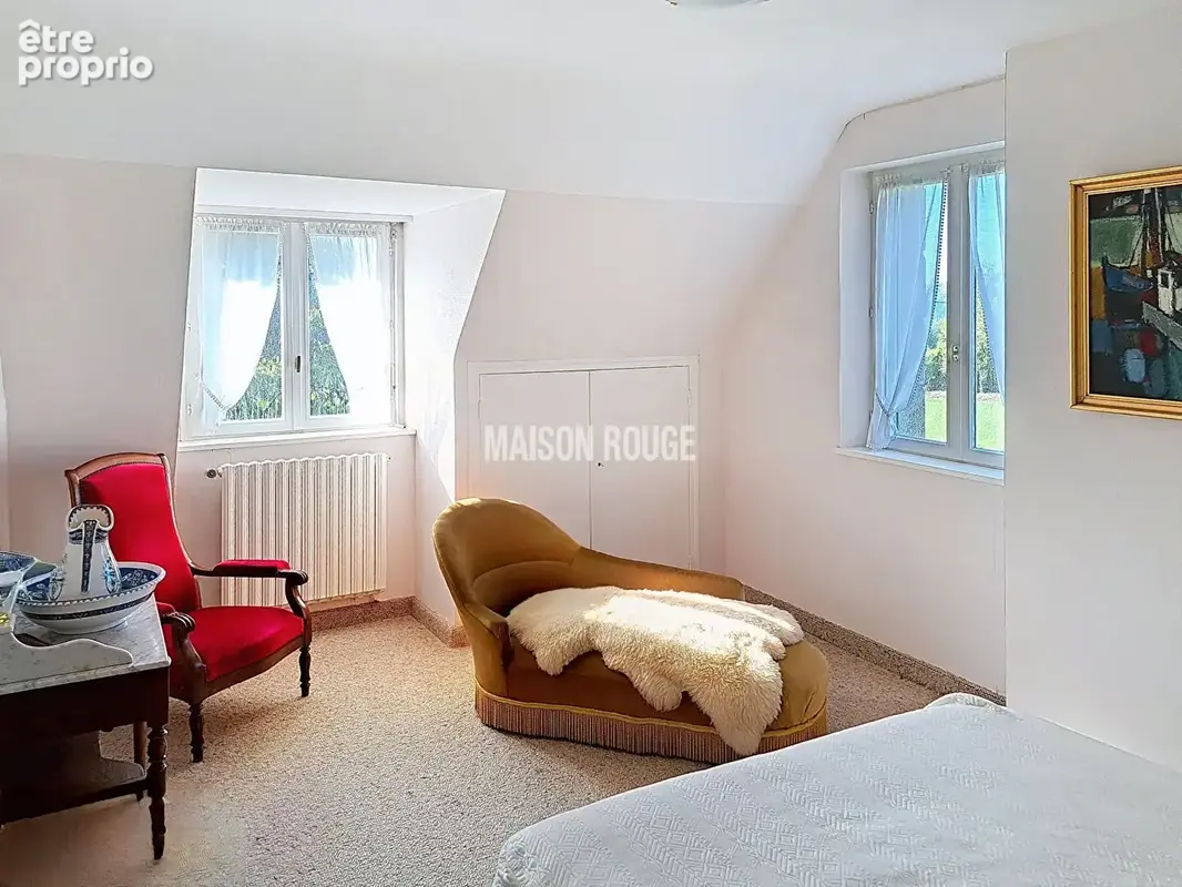 Centre ville de Broons  maison de type 8 - photo 10
