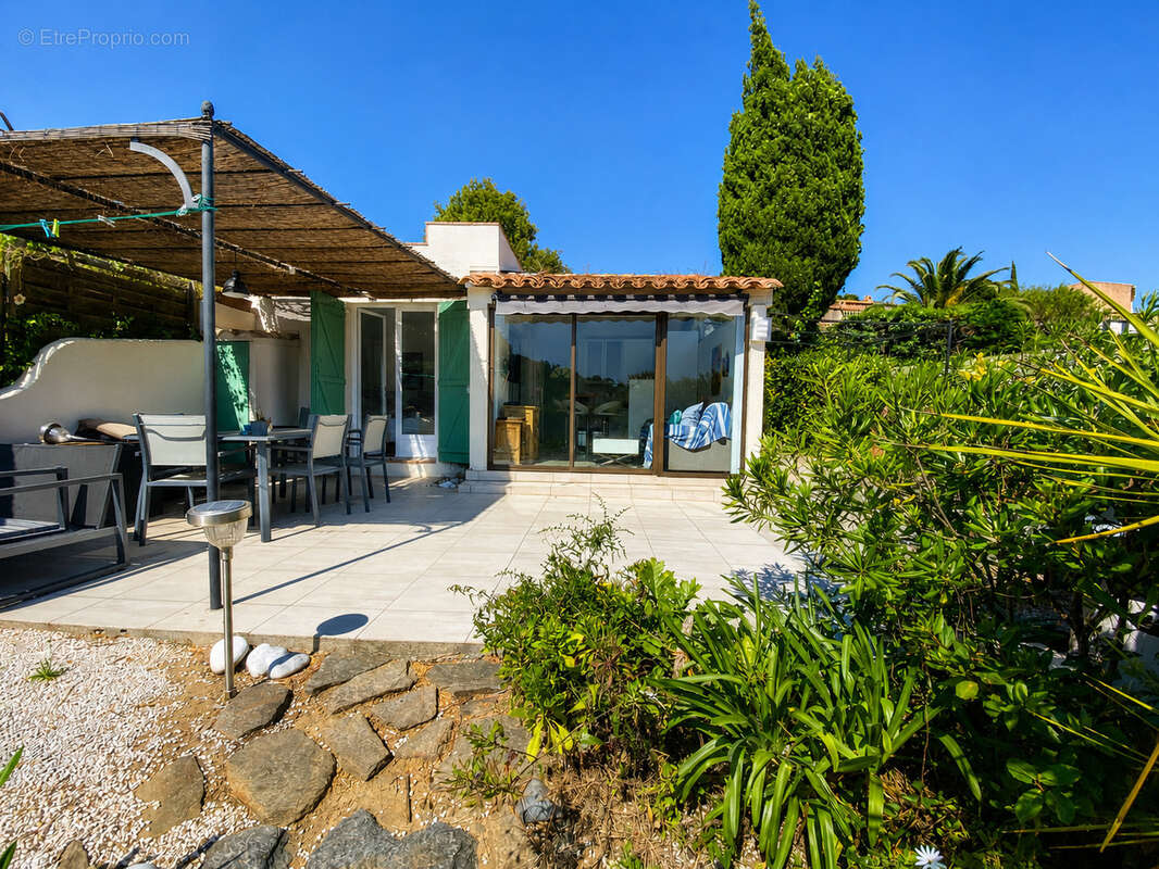 Maison à LA CROIX-VALMER
