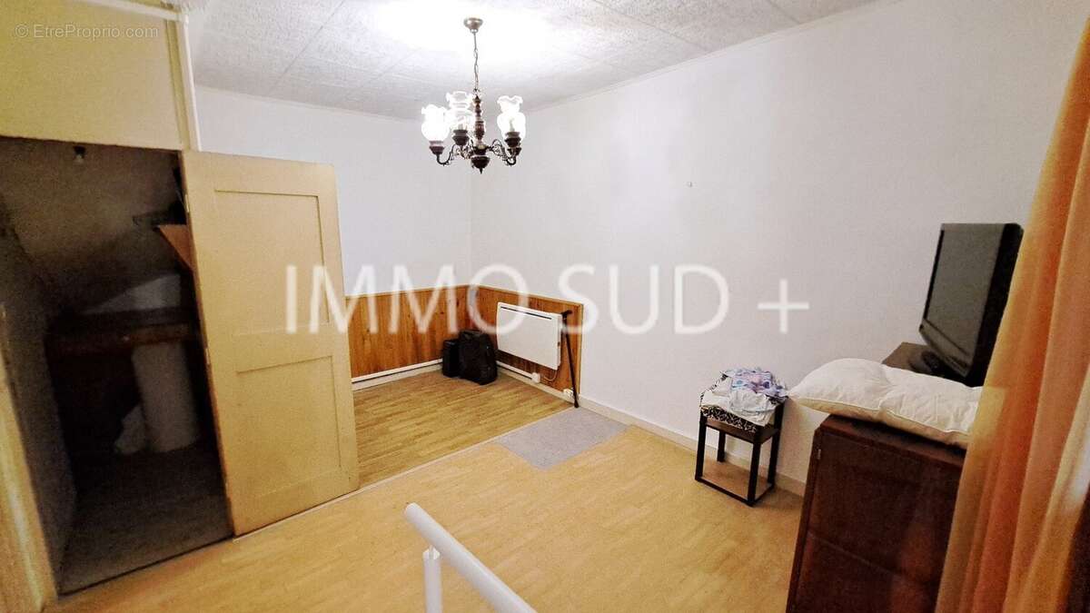 Maison à LIVET-ET-GAVET