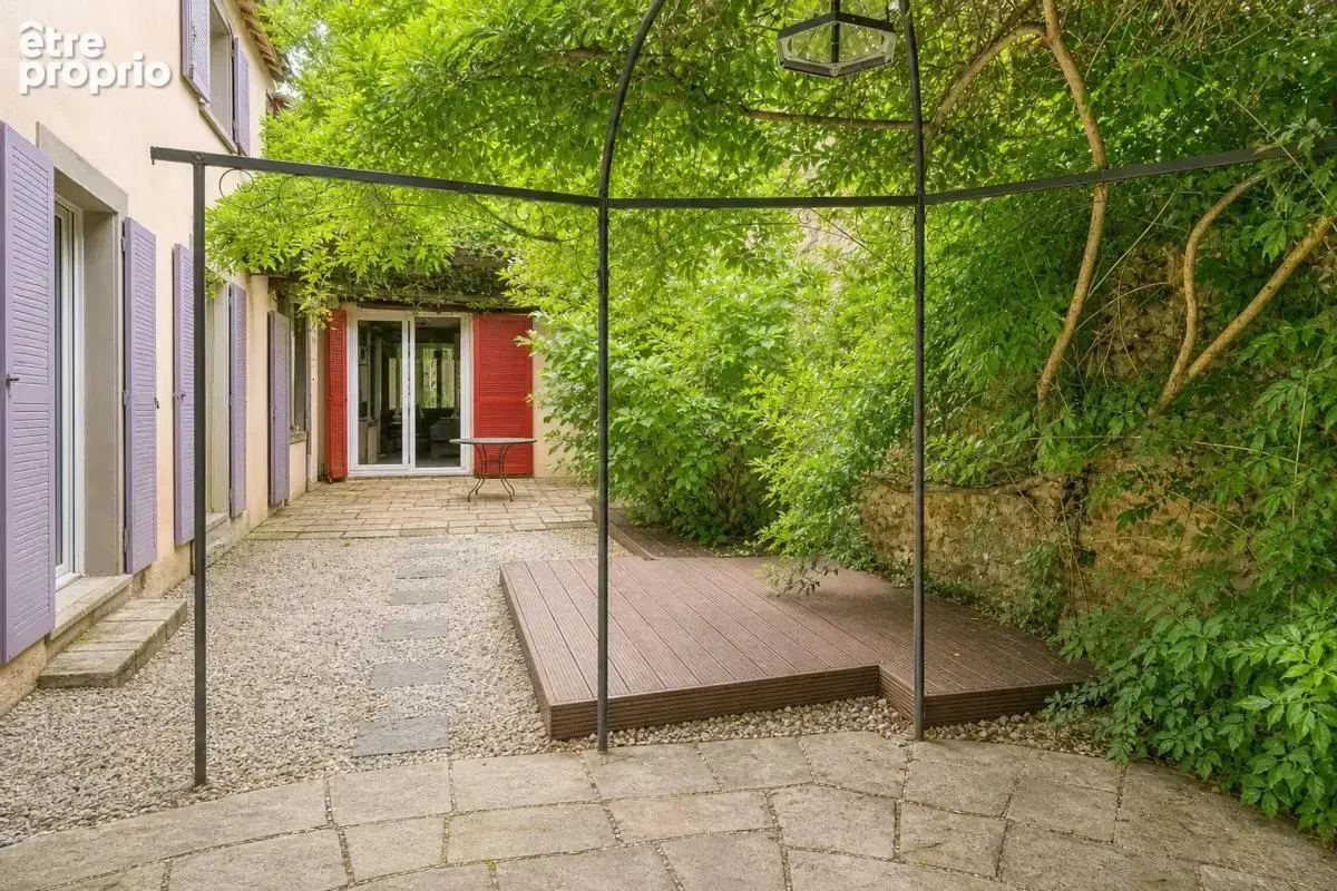 Maison de 7 pièces de 209 m² à Nogent-le-Rotrou - photo 7