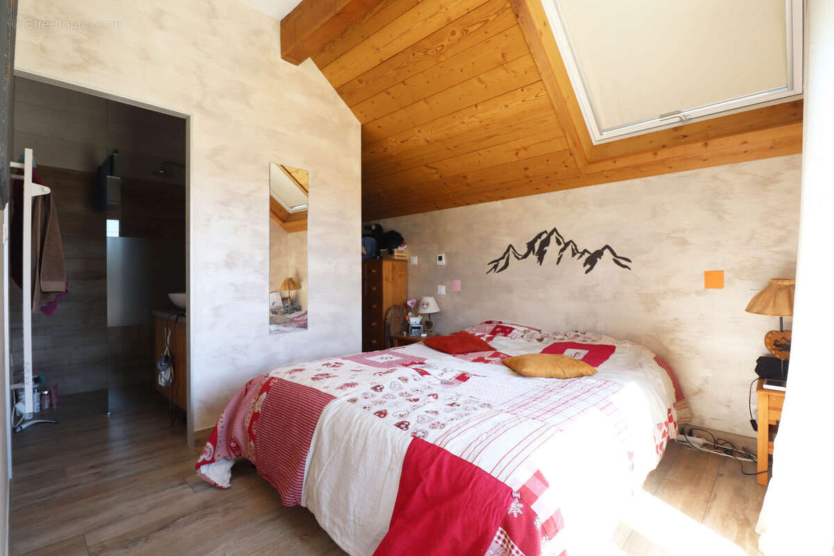 Maison à MEAUDRE