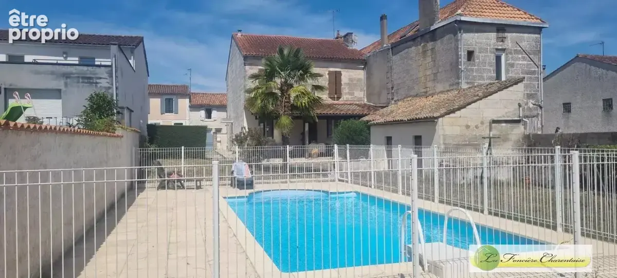 Photo Maison à Angouleme au prix de 189 000€