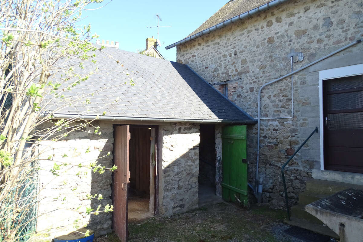 Maison à DEUX-EVAILLES