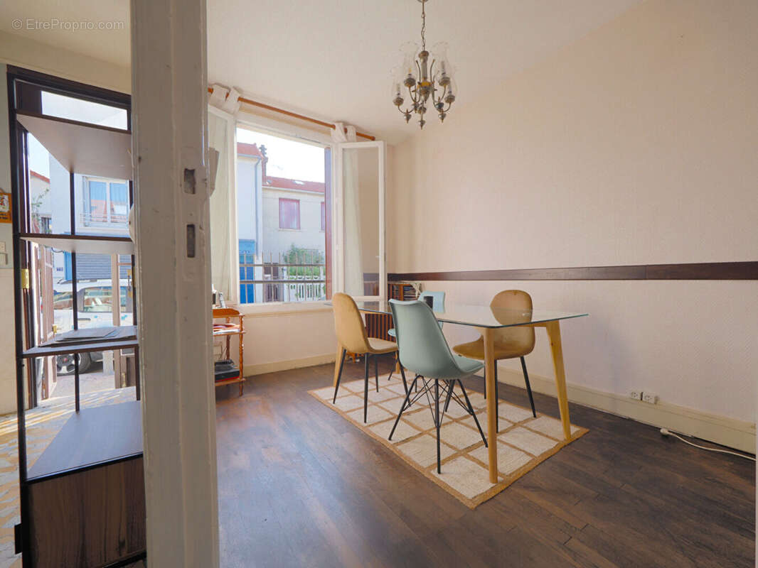 Maison à ROMAINVILLE