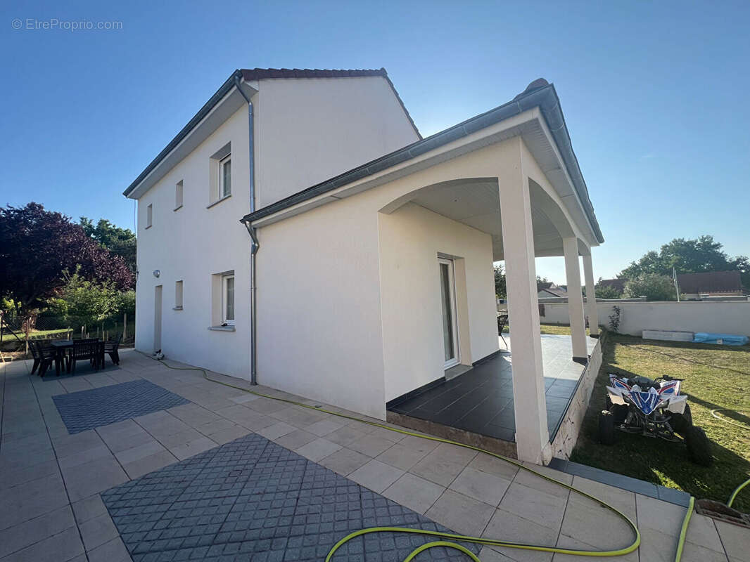 Maison Premilhat 5 pièce(s) 148 m2 - photo 16