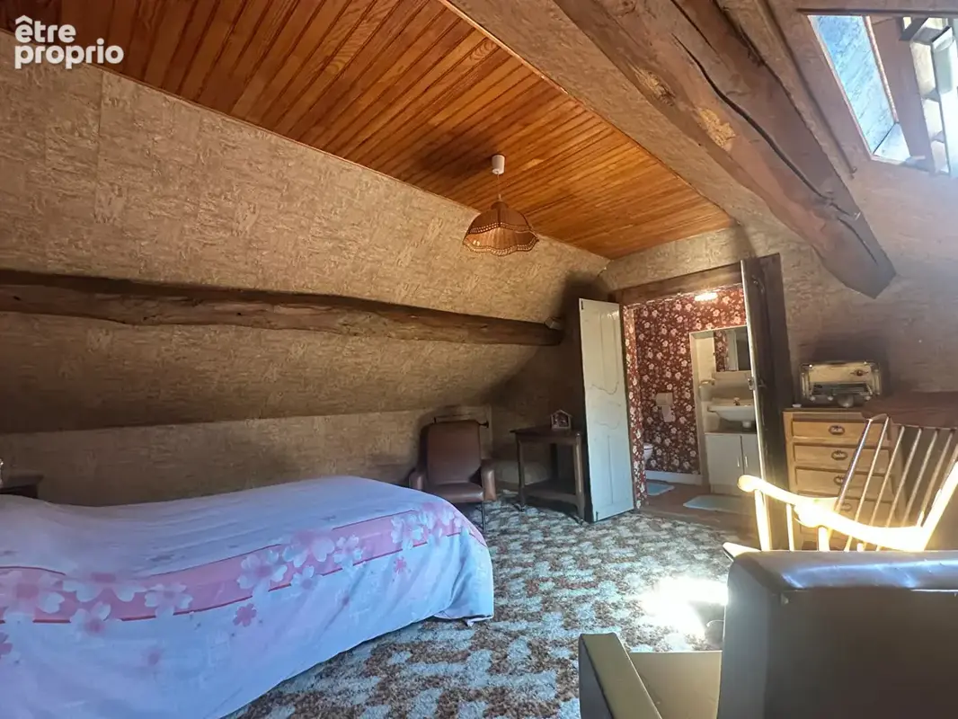 A Mézières sur Seine - Maison de ville familiale - 8 pièces 4 chambres - 133 m² - photo 12