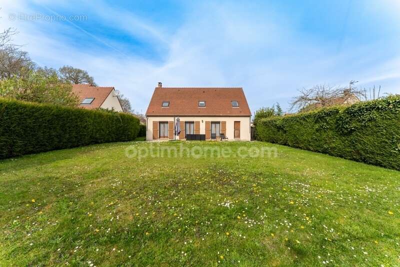 Maison à BAILLET-EN-FRANCE