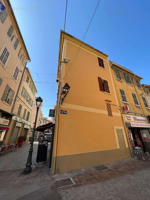 Commerce à LA SEYNE-SUR-MER